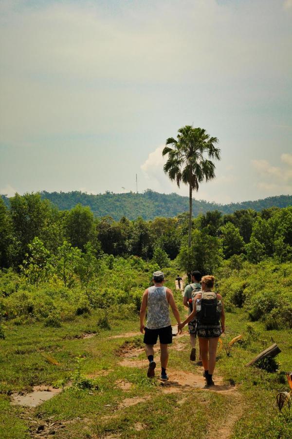ホテル ロンリー ビーチ Prek Svay Village エクステリア 写真